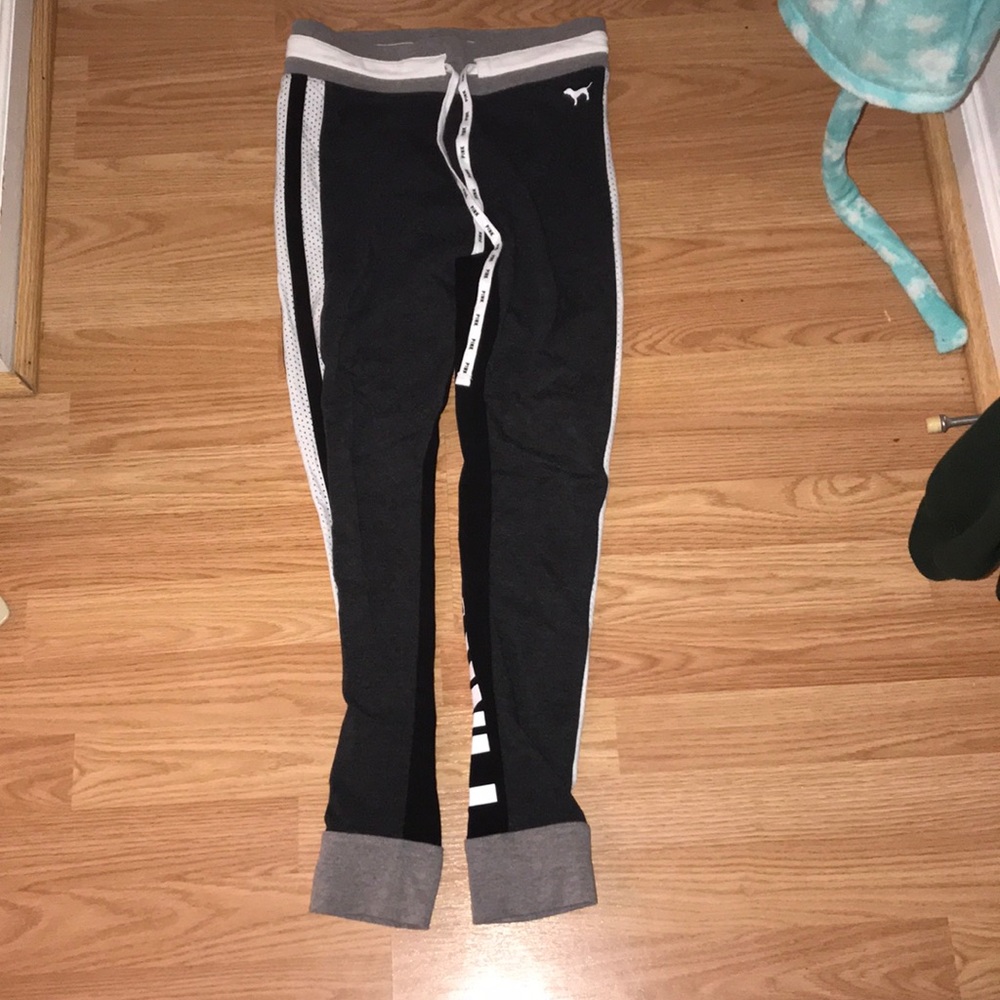 VS PINK JOGGERS
